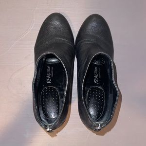 Kenneth Cole Reaction booties